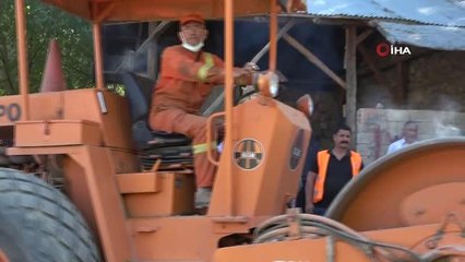 Adana'da yol sevinci... Karayolları heyetini davul zurnayla karşıladılar