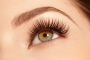 How To Apply False Lashes and Have Them Look Natural—It’s Possible
