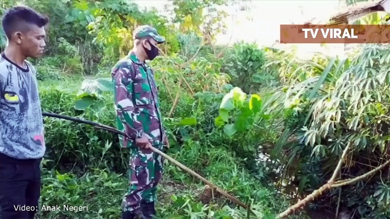 Detik² Nelayan Tangkap Monster Laut Penghuni Sungai, Video Viral yg bikin Heboh 2021