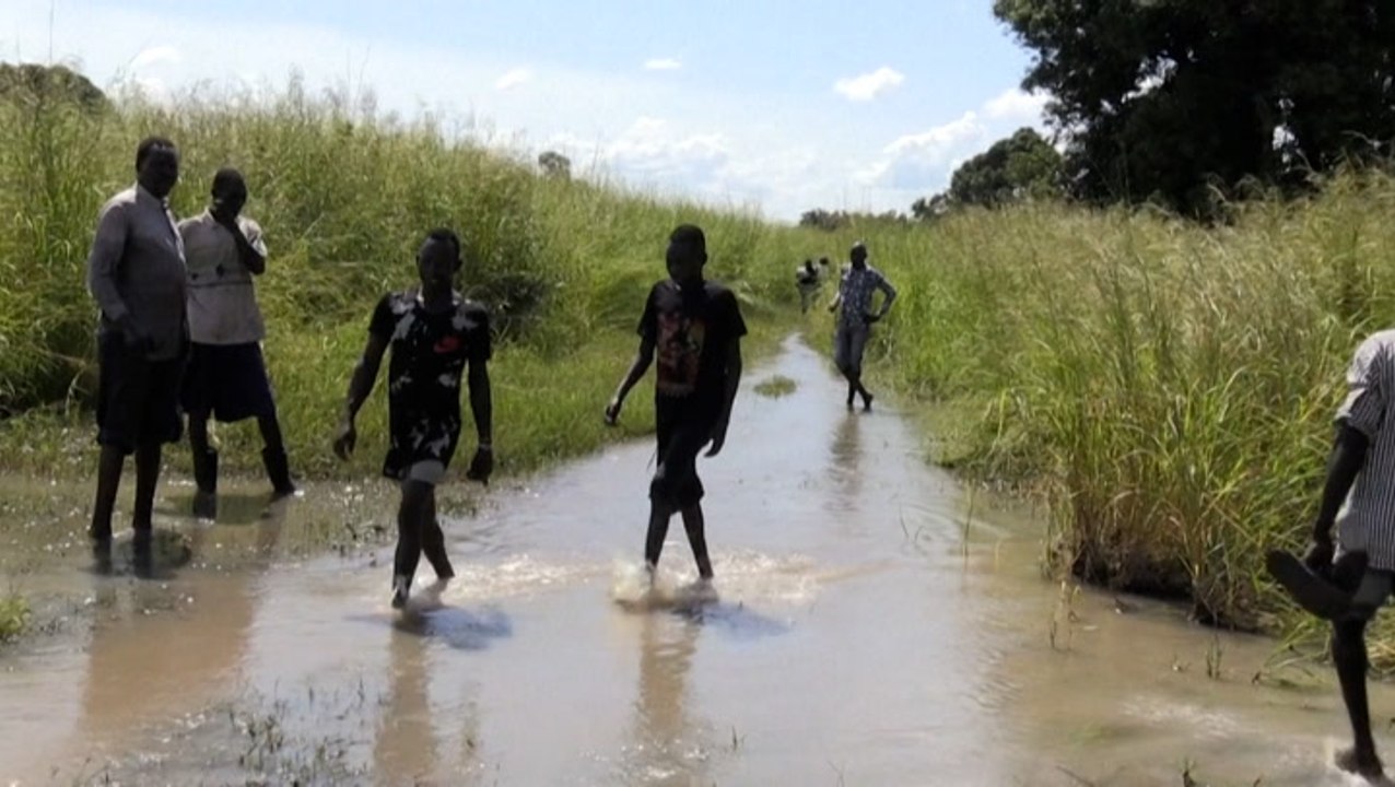 Thousands displaced by rising floodwaters in South Sudan