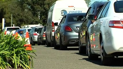 941 new locally-acquired COVID cases and six deaths