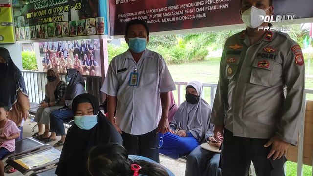 Polsek Sajad Polres Sambas Gelar kegiatan Vaksinasi Massal 121 Jiwa