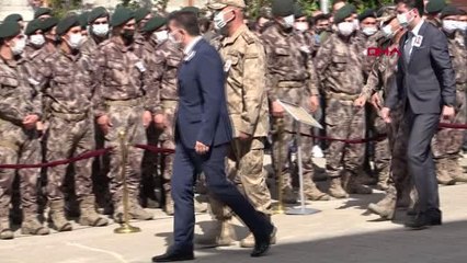 EVİNDE BIÇAKLA YARALANAN ÖZEL HAREKAT POLİSİ, HASTANEDE HAYATINI KAYBETTİ