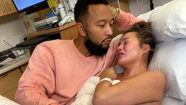 Chrissy Teigen, kaybettiği oğlunu böyle andı: Sen gittikten sonra ben de yaşamak istemezdim