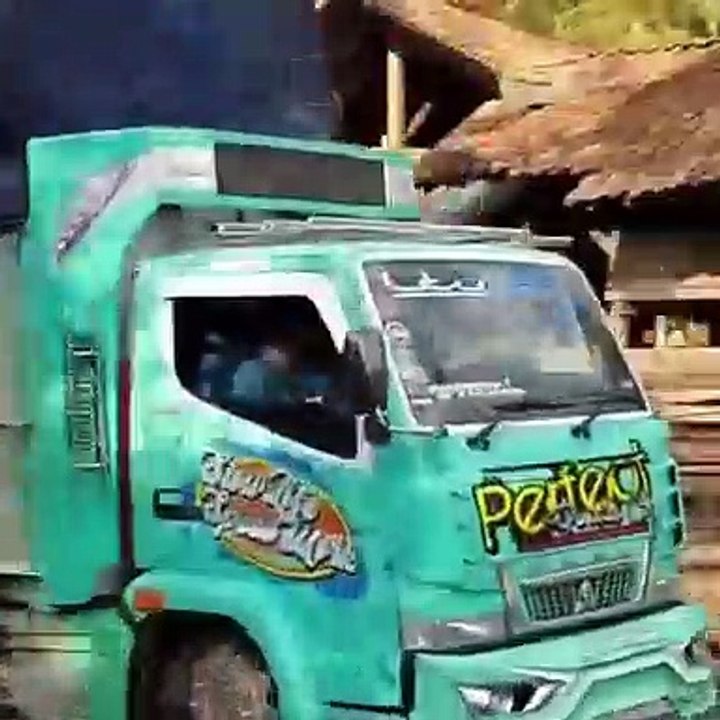 truk oleng