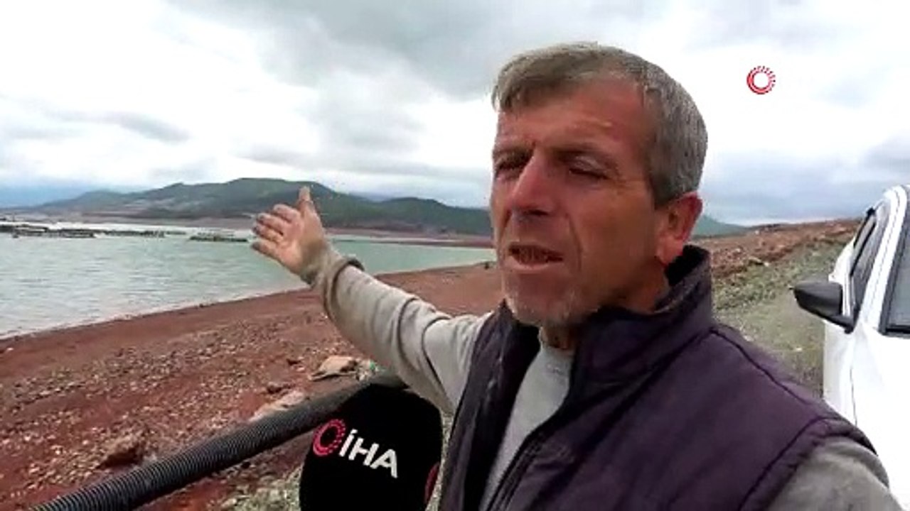 Barajda su seviyesi düştü, balıkçılar endişeli