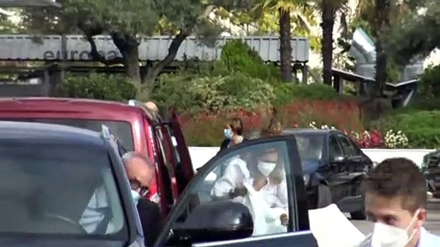 Los hermanos de Ana Obregón salen del hospital tras visitar a su padre