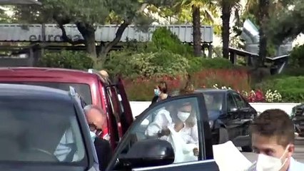 Los hermanos de Ana Obregón salen del hospital tras visitar a su padre