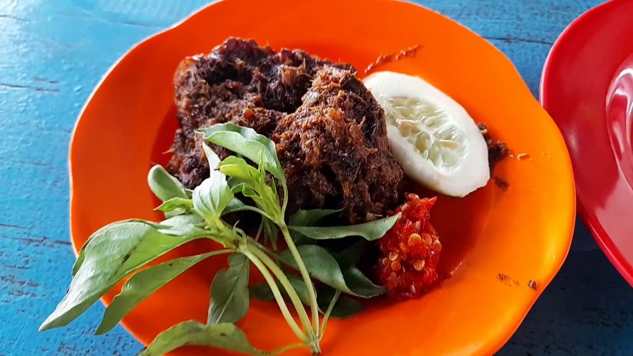 BEBEK SOPONYONO