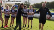 Guillermo y Catalina prueban el rugby en su visita oficial a Irlanda del Norte
