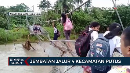 Jembatas Putus Diterjang Banjir