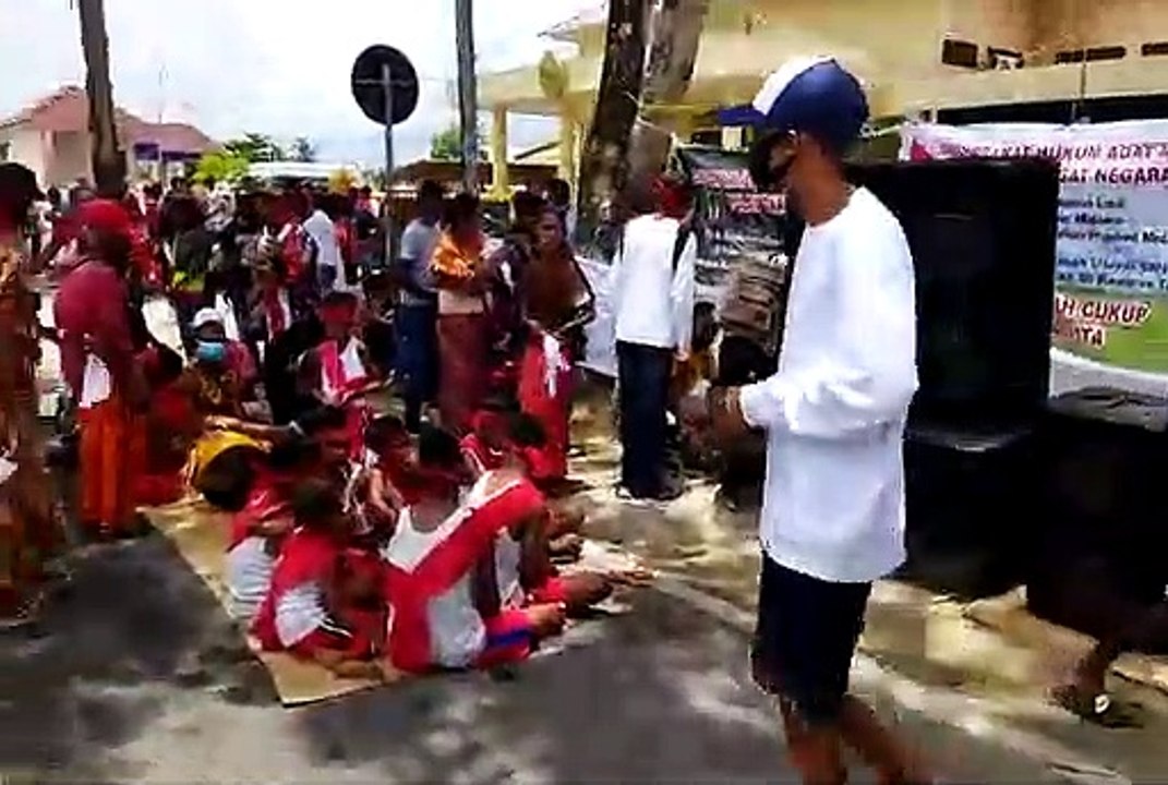 Masyarakat Adat Marafenfen Bertahan di PN Dobo