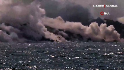 Yanardağdan çıkan lavlar 500 metreden daha geniş kayaya dönüştü