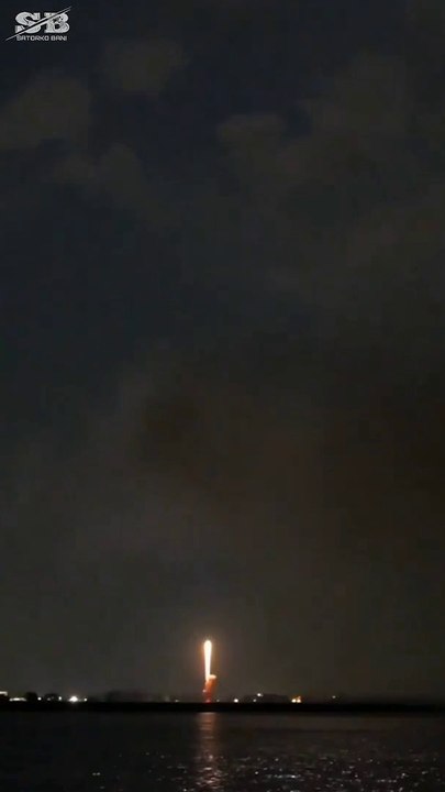 খুব সুন্দর একটা আতশবাজি A very nice fireworks whatsapp video short