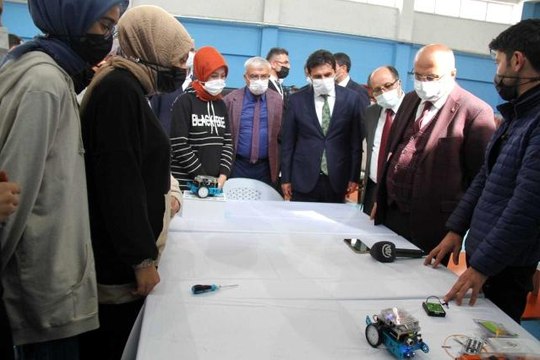 TÜBİTAK İslam Bilim Tarihi ve Prof. Dr. Fuat Sezgin Bilim Şenliği renkli görüntülere sahne oldu