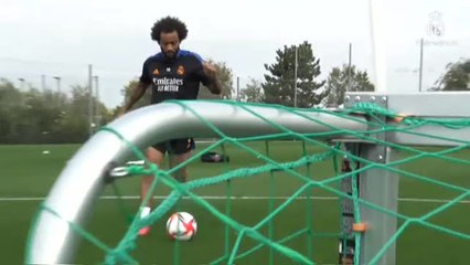 Mendy ya trabaja con el grupo