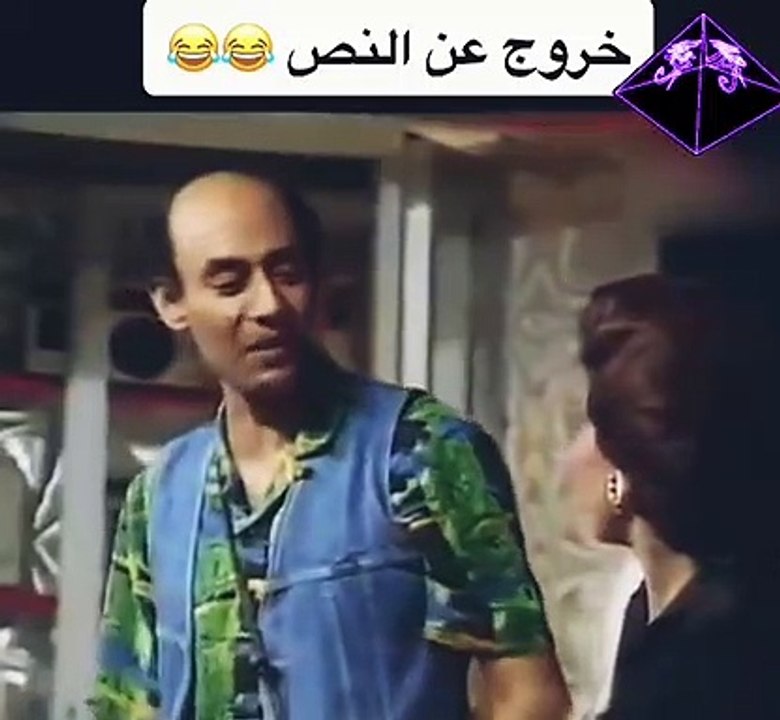 سهير البابلي تتف علي وش أحمد بدير أمام الجمهور