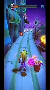 Nitro Mr. Crumb Battle Run On The Great Gate Halloween - Crash Bandicoot: On The Run! (S6 Boss)