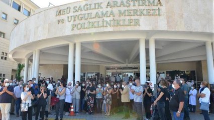 KORONAVİRÜSTEN HAYATINI KAYBEDEN PROF. DR. CANATAROĞLU, SON YOLCULUĞUNA UĞURLANDI