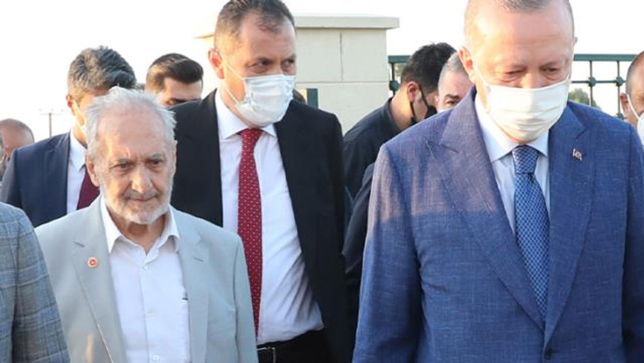 86 yaşında hayatını kaybeden Saadet Partisi Yüksek İstişare Kurulu Başkanı Oğuzhan Asiltürk kimdir?