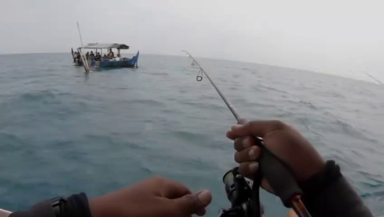 NGERI..!! UMPAN TURUN LANGSUNG DISAMBAR GITU TERUS, MANCING TEPAT DI KERAJAAN IKAN TOMPEL BABON