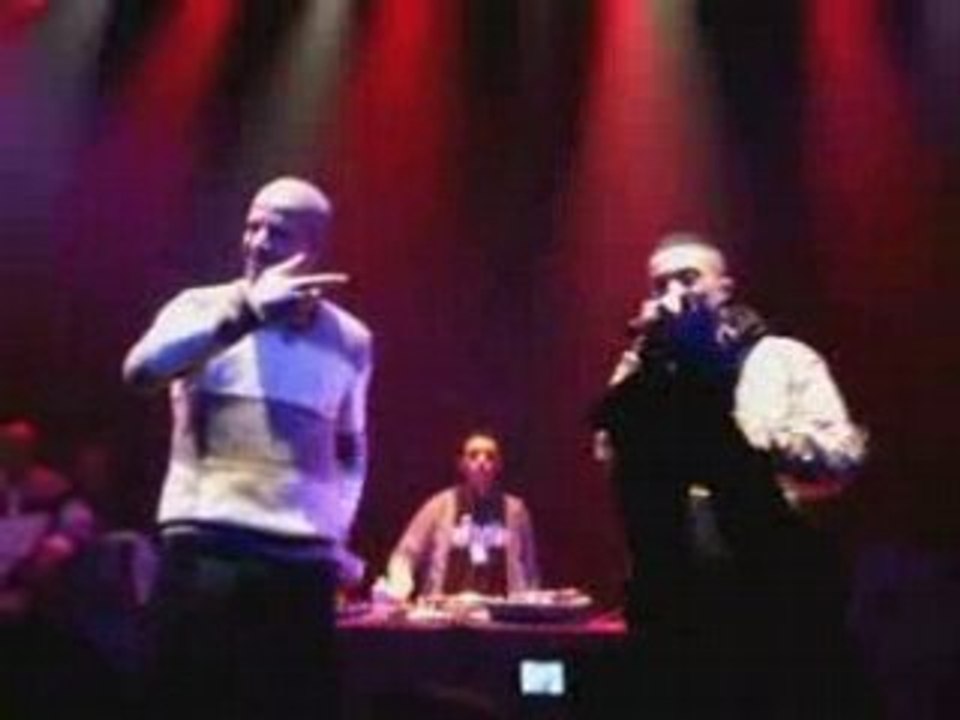 Rim k & Demi Portion - L espoire Des Favelas [Live à Sete]