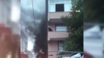 Arnavutköy'de bir binanın giriş katında yangın çıktı