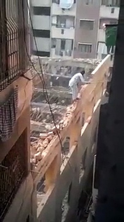 كل شخص ليس مرتاح في عمله او لايعجبه - انظر لعمل هذا الرجل
