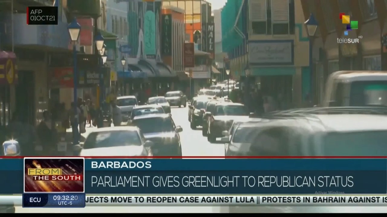 Bardados: Law passed to turn the country into a republic