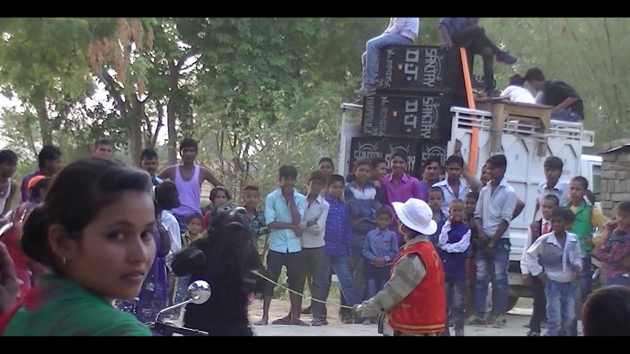 beautiful Band baja dance video azamgarh। village sadi dance video |village dance on beautiful band