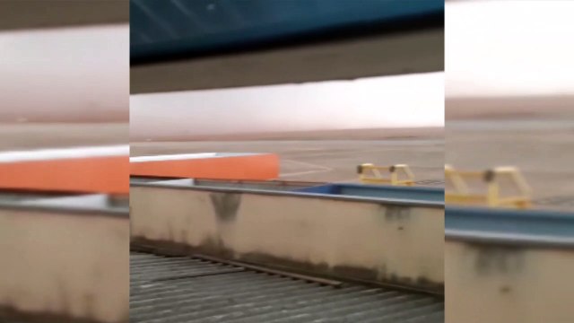 Vídeo: ventania em Maringá derruba estrutura para receber Jair Bolsonaro