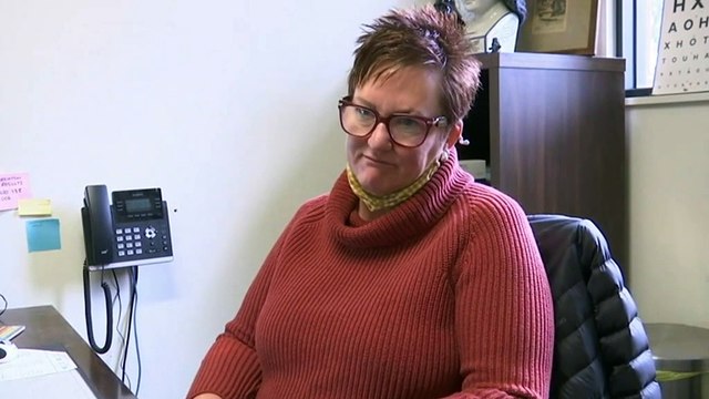 Thousands of promised Pfizer vaccines don't arrive to NSW-Victoria border communities