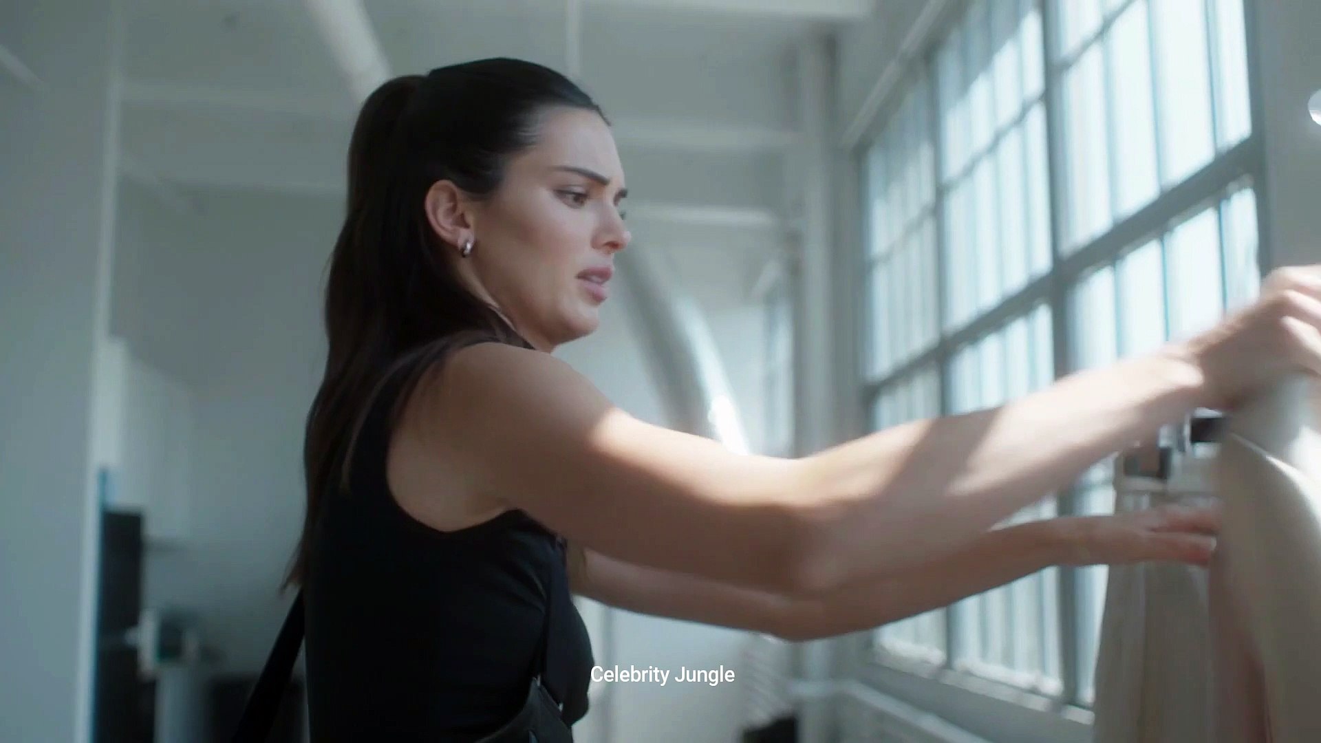 ⁣Kendall Jenner Crazy Shopping