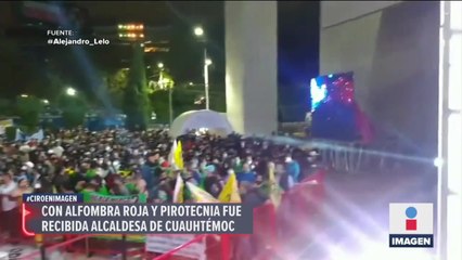 Con música y alfombra roja, rinde protesta nueva alcaldesa de Cuauhtémoc