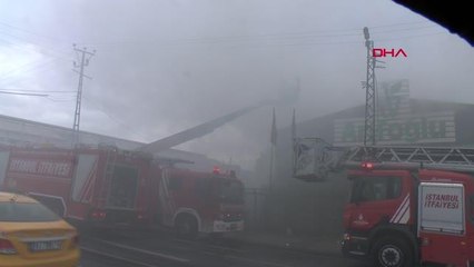 İSTANBUL-AVCILAR'DA BAHARAT SATILAN İŞ YERİNDE YANGIN