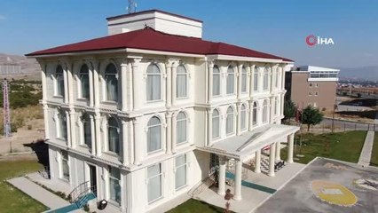 Devletten destek aldı, Türkiye'nin ilk milli ve yerli interaktif online öğrenme platformunu kurdu