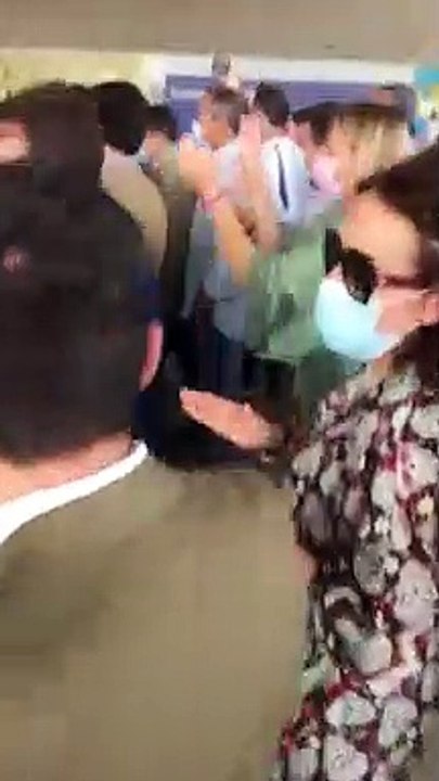 Ayuso llega a la convención nacional PP entre gritos de "presidenta"