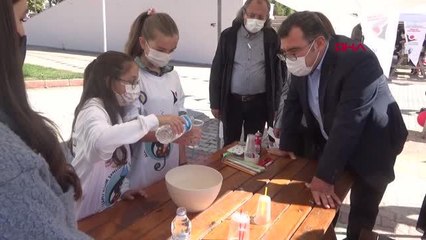 TÜBİTAK BAŞKANI MANDAL, ALAPLI'DA BİLİM ŞENLİĞİNİ ZİYARET ETTİ