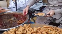 Street Food Famous Pakistani Samosa Chaat  Street food of Pakistan - National Foodies