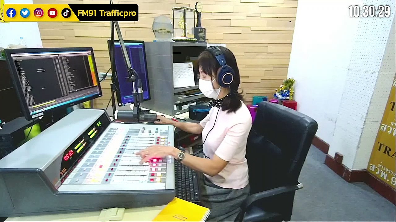 วัคซีนพ่นจมูกแบบไร้เข็ม ทางเลือกต่อสู้โควิด : FM91 ก้าวทันโรคกับแพทยสภา : 24 สิงหาคม 2564