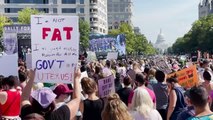 WASHINGTON - ABD'de binlerce kadın Teksas'ta yürürlüğe giren kürtaj yasasını protesto etti
