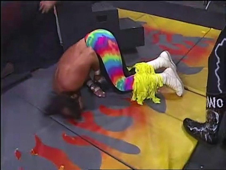 1996-10-07 - nWo Attack