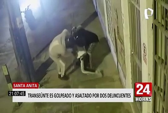 Santa Anita: cámaras de seguridad registran violento asalto a transeúnte frente a sereno