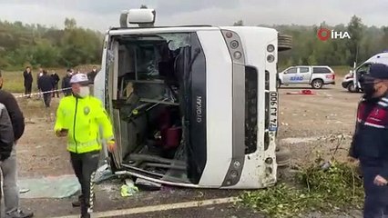 MHP’lilerin midibüsü devrildi: Ölü ve yaralılar var