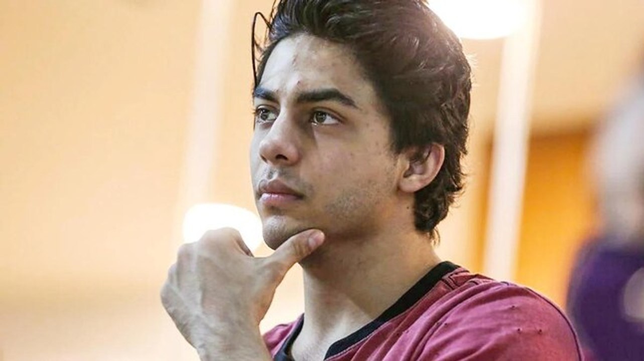 Cruise drugs case: Shah Rukh Khan's son Aryan Khan at NCB office in Mumbai | WATCH