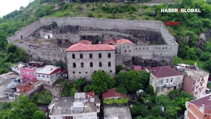 Yangın sonrası 2 bin yıllık şapel ortaya çıktı