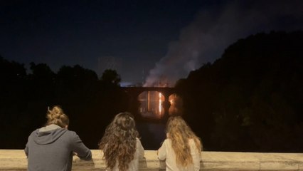 Un incendio destroza el Puente de Hierro, símbolo de la Roma industrial