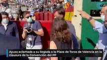 Ayuso aclamada a su llegada a la Plaza de Toros de Valencia en la clausura de la Convención del PP