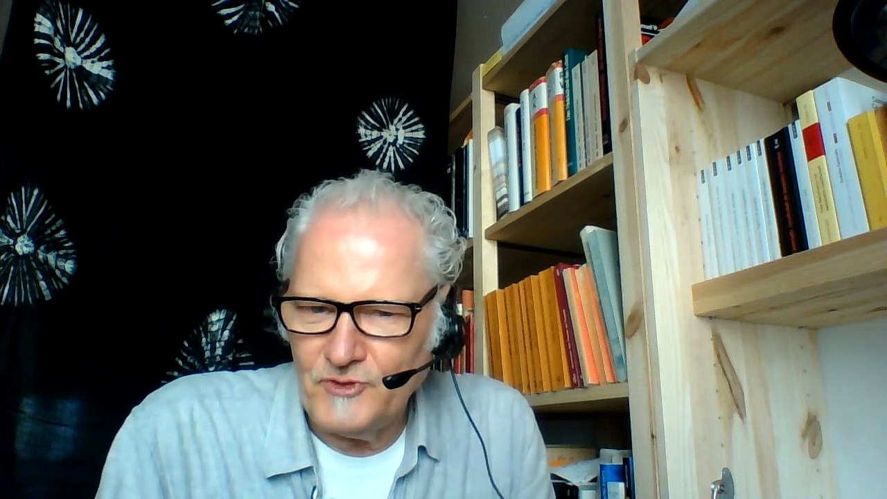 Ab wann wird ein Mensch zu einem Realsatiristen? - video ...