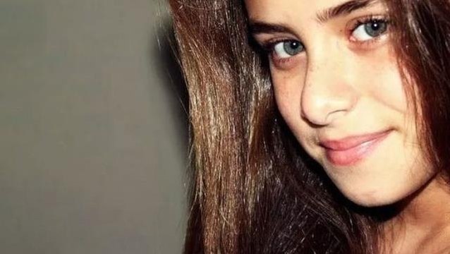 Bu kareye gelen yorumlar, güzel oyuncu İlayda Alişan çileden çıkardı! Paylaşımıyla herkesi susturdu